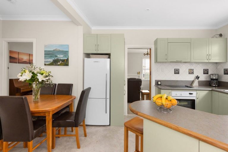 Photo of property in 13 Chambers Street, Havelock North, 4130