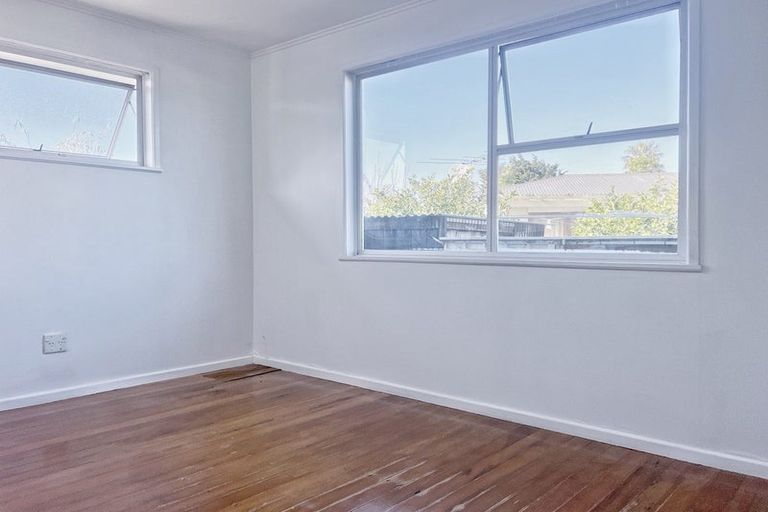 Photo of property in 37 Winsford Street, Manurewa, Auckland, 2102