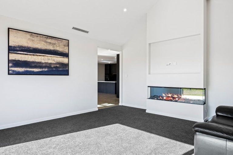 Photo of property in 14 Beal Place, Swannanoa, Kaiapoi, 7692