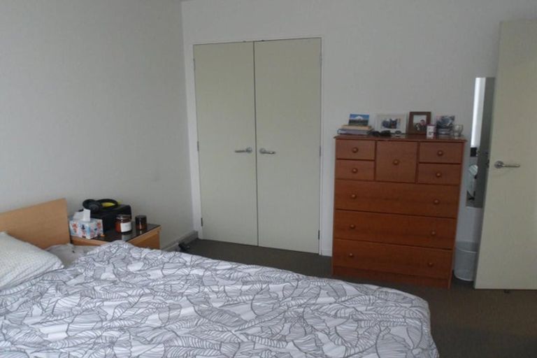 Photo of property in Gilmer Terrace Car Park, 403/9 Gilmer Terrace, Wellington Central, Wellington, 6011