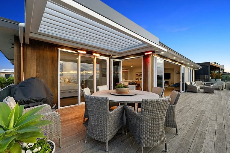 Photo of property in 26a Whiteley Street, Moturoa, New Plymouth, 4310