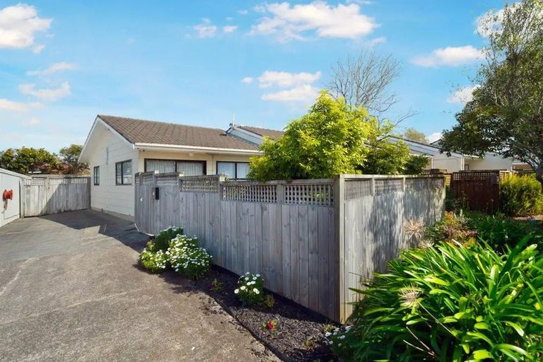 Photo of property in 14/85 Edmonton Road, Henderson, Auckland, 0612