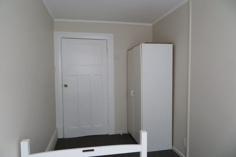 Photo of property in 35 Bay Street, Petone, Lower Hutt, 5012
