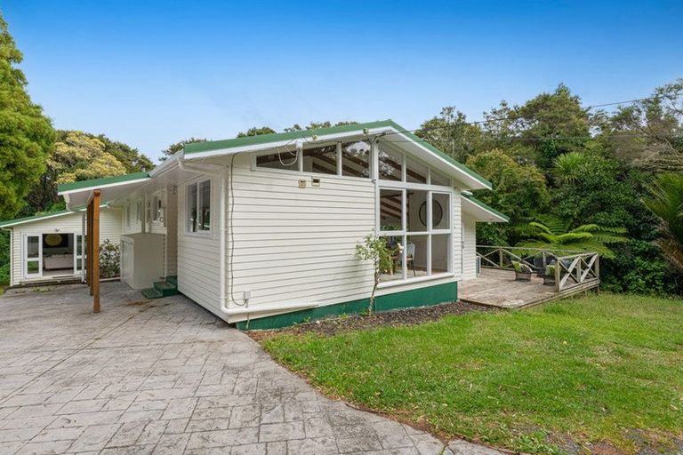 Photo of property in 1/24 Albany Highway, Greenhithe, Auckland, 0632