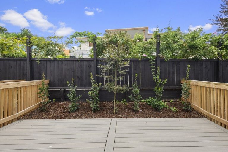 Photo of property in 19 Memorial Way, Tauranga, 3110