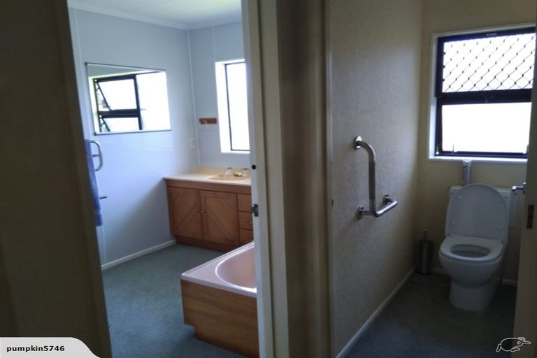 Photo of property in 76 Rata Street, Hawera, 4610