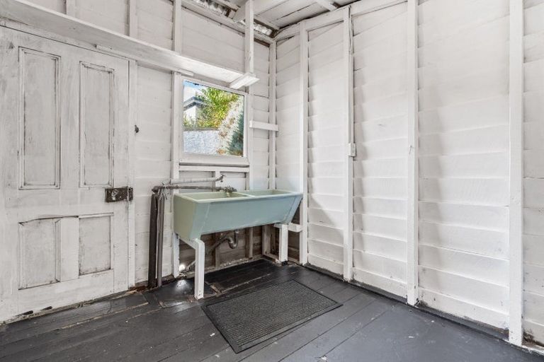 Photo of property in 28 Harrington Street, Lawrence, 9532