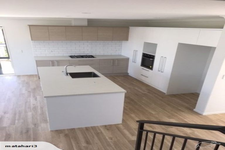 Photo of property in 51 Eugenia Rise, Totara Heights, Auckland, 2105