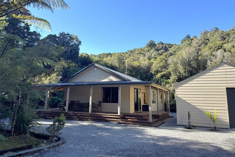 Photo of property in 489 Rutherglen Road, Marsden, Greymouth, 7872