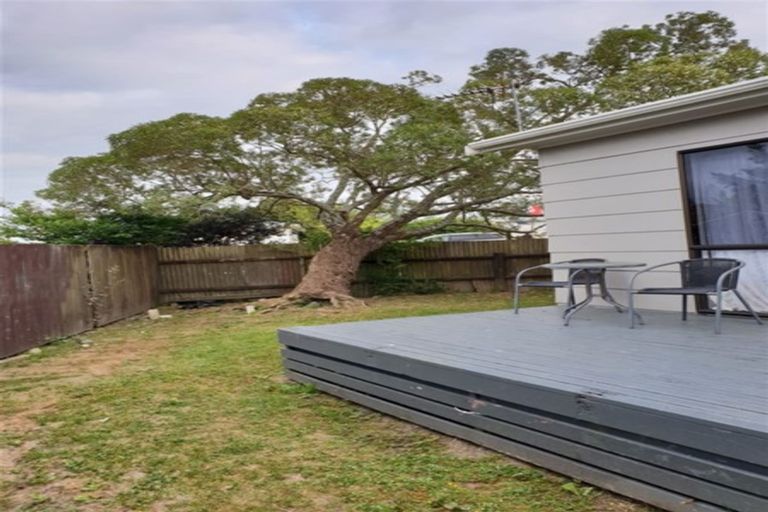 Photo of property in 25a Lavinia Crescent, Mangere East, Auckland, 2024