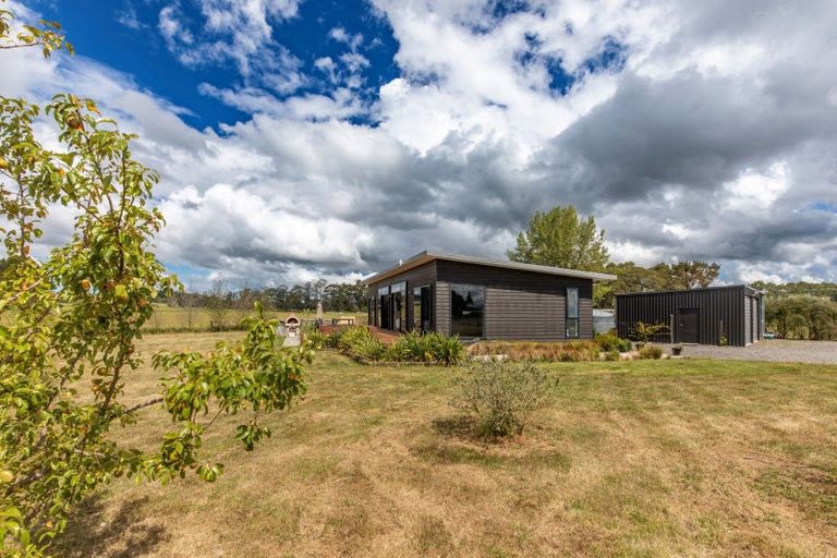 Photo of property in 21 Blundell Avenue, Waipukurau, 4200