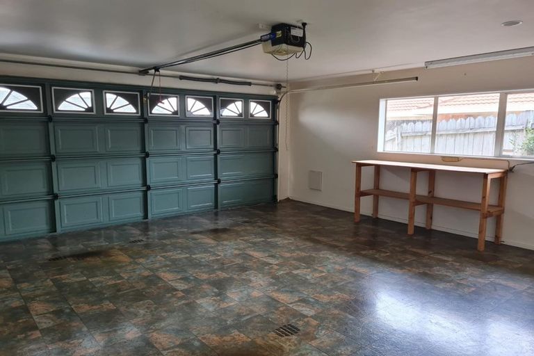 Photo of property in 57 Kath Hopper Drive, Orewa, 0931