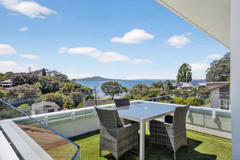 Photo of property in 70a Beach Road, Castor Bay, Auckland, 0620