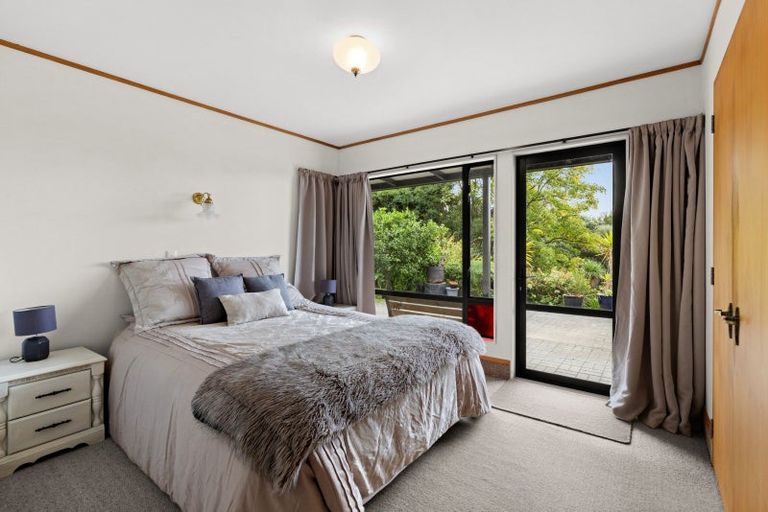 Photo of property in 16a Churchill Drive, Taradale, Napier, 4112