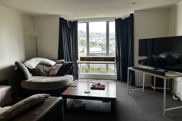 Photo of property in Grosvenor Cl, 19/6 Brown Street, Mount Cook, Wellington, 6021