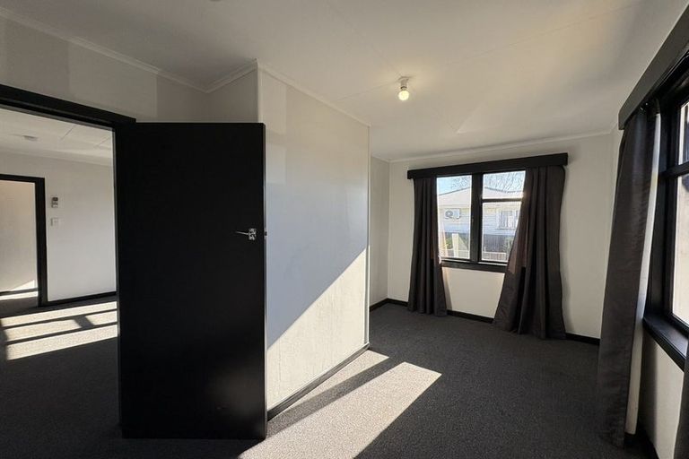 Photo of property in 23 Fraser Street, Waikiwi, Invercargill, 9810