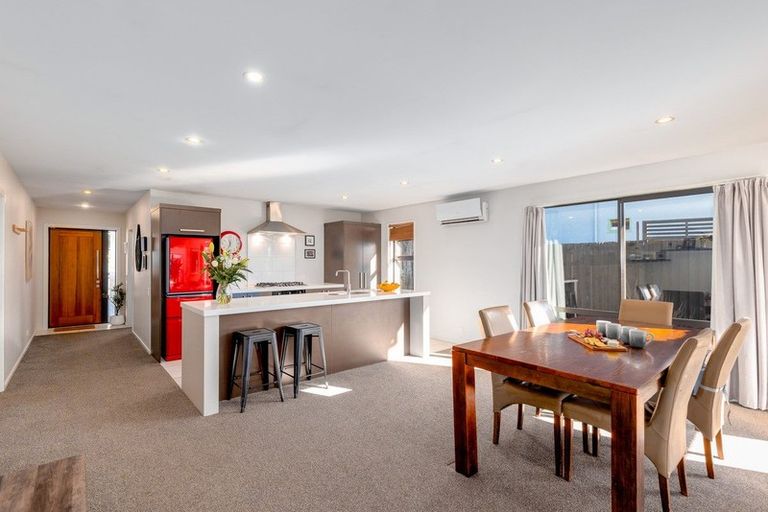 Photo of property in 15 Surrey Street, Linwood, Christchurch, 8062