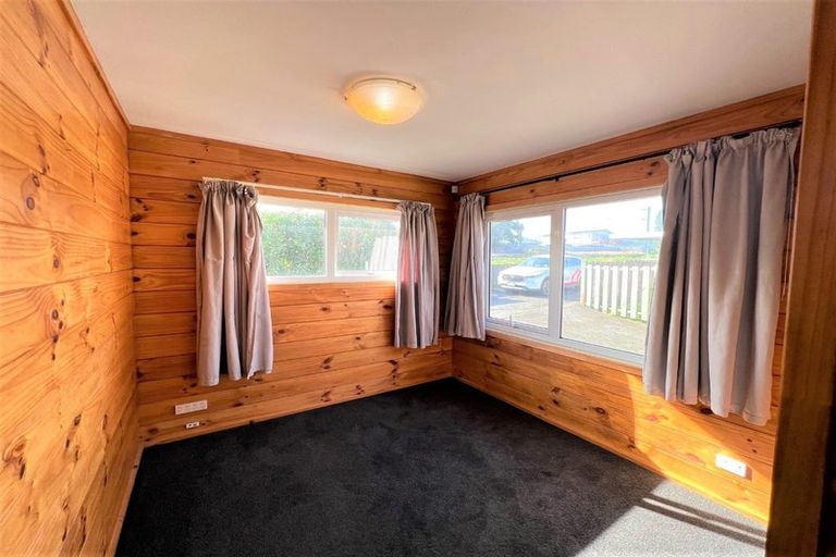 Photo of property in 1/28 Trentham Road, Takanini, Papakura, 2112