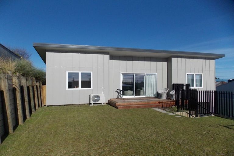 Photo of property in 10 Union Street, Foxton, 4814