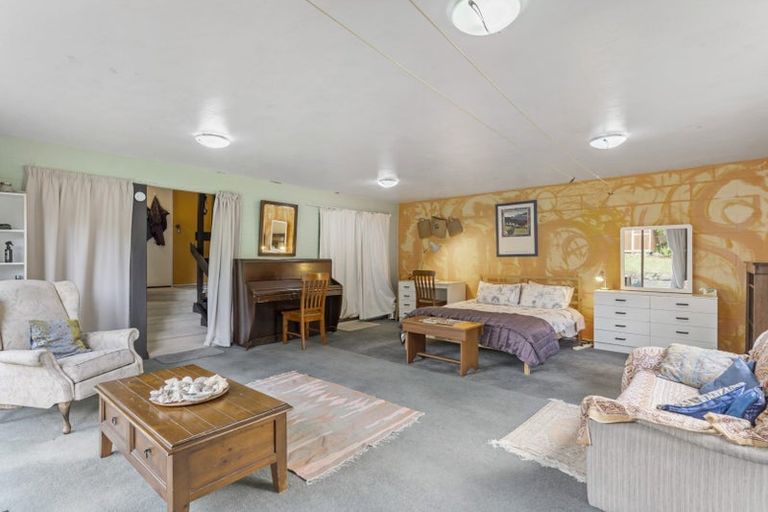 Photo of property in 17 Kawaka Street, Titirangi, Auckland, 0604