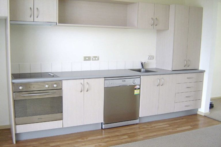 Photo of property in 3/54 Champion Street, Edgeware, Christchurch, 8013