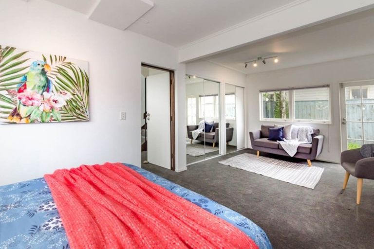 Photo of property in 4 Taheke Street, Paraparaumu Beach, Paraparaumu, 5032