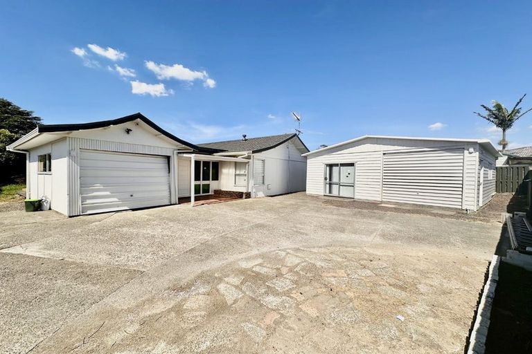 Photo of property in 5 Fairlight Place, Manurewa, Auckland, 2102