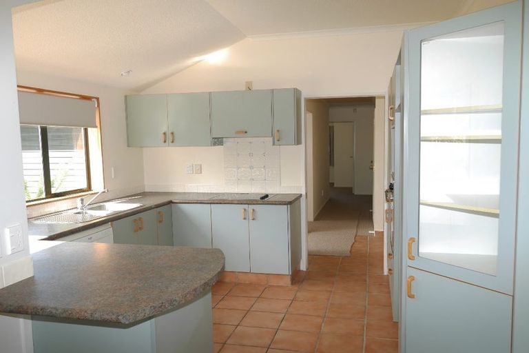 Photo of property in 77 Michael Road, Paraparaumu Beach, Paraparaumu, 5032