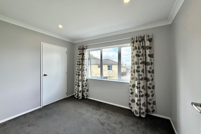 Photo of property in 152 Hill Road, The Gardens, Auckland, 2105