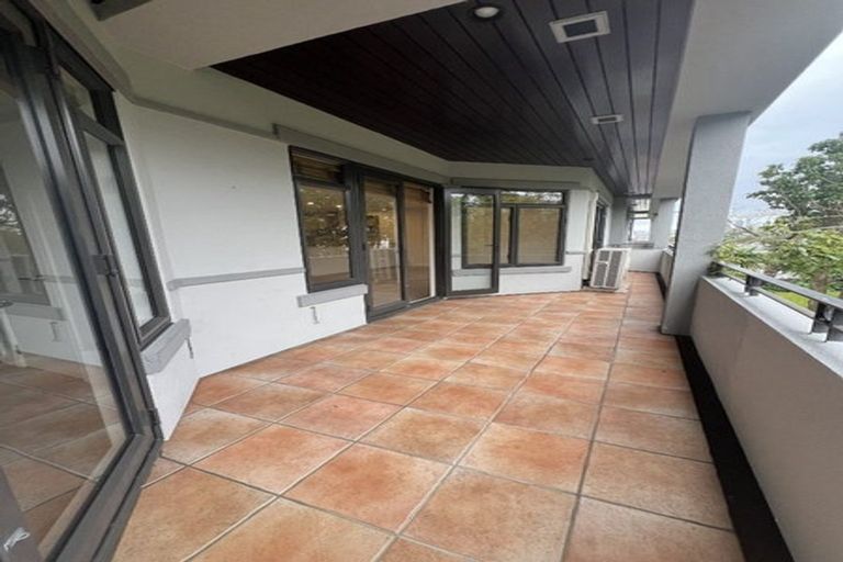 Photo of property in 103a Victoria Road, Devonport, Auckland, 0624