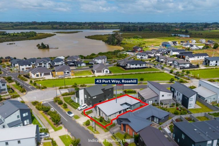 Photo of property in 43 Port Way, Rosehill, Papakura, 2113