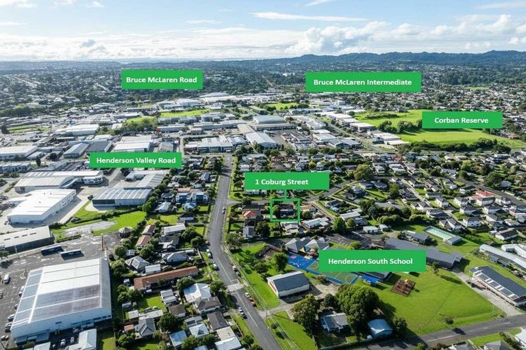 Photo of property in 1 Coburg Street, Henderson, Auckland, 0612