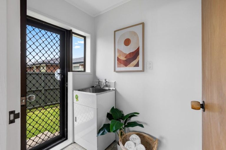 Photo of property in 3/3 Manuka Street, Orewa, 0931