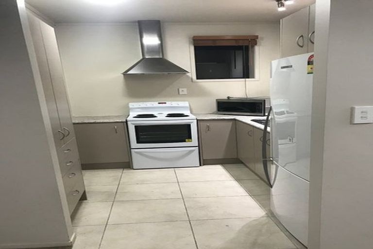 Photo of property in 49 Rua Road, Glen Eden, Auckland, 0602