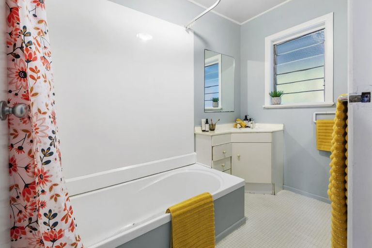 Photo of property in 88 South Karori Road, Karori, Wellington, 6012