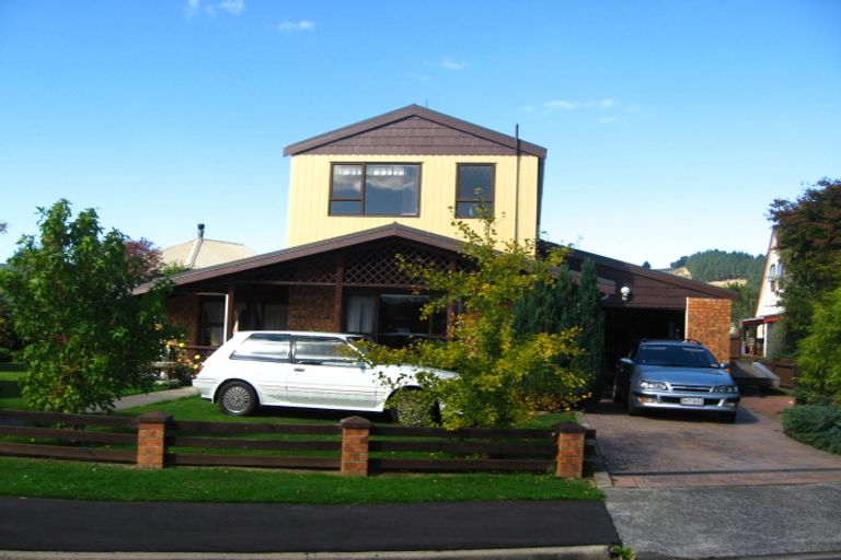Photo of property in 18 Cedar Crescent, Mosgiel, 9024
