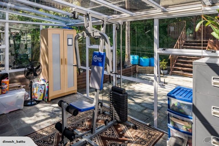 Photo of property in 79 Sunshine Avenue, Karori, Wellington, 6012