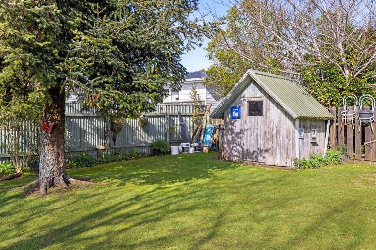 Photo of property in 27 Standish Street, Inglewood, 4330