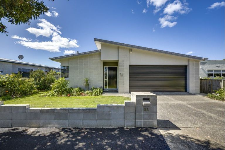 Photo of property in 5a Tom Parker Avenue, Marewa, Napier, 4110