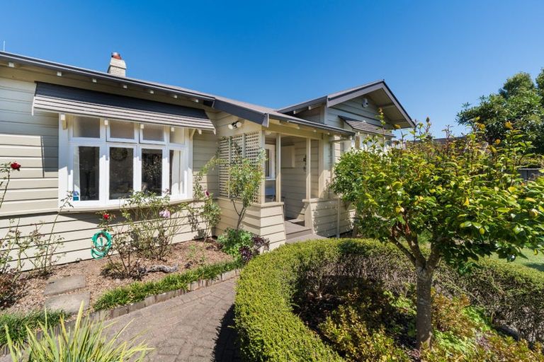 Photo of property in 360 Featherston Street, Palmerston North, 4414