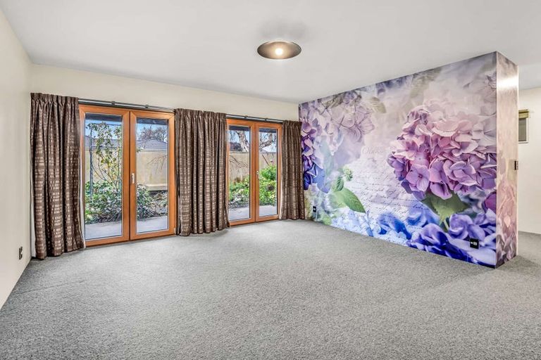 Photo of property in 1 Strachan Way, Highbury, Palmerston North, 4412
