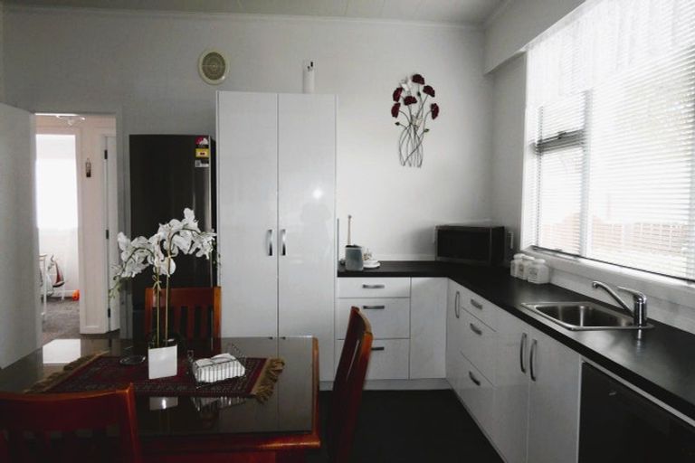 Photo of property in 22 Roebuck Street, Westport, 7825