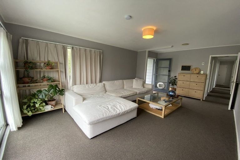 Photo of property in 94 Lancaster Road, Beach Haven, Auckland, 0626