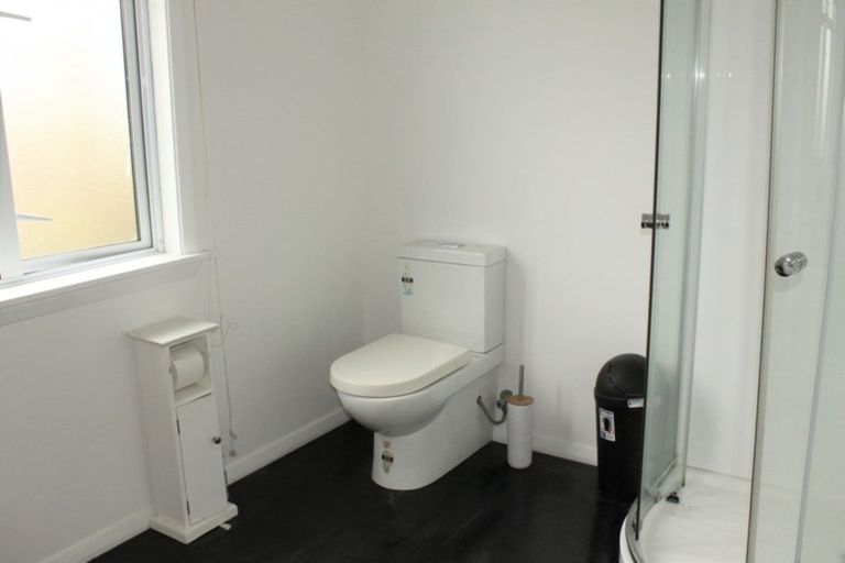 Photo of property in 156 Queen Street, Westport, 7825