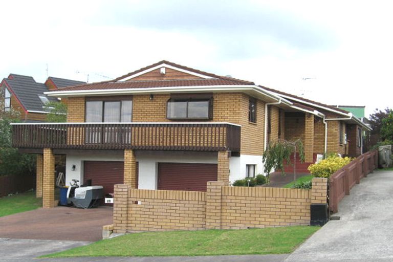 Photo of property in 33 Petrel Place, Massey, Auckland, 0614