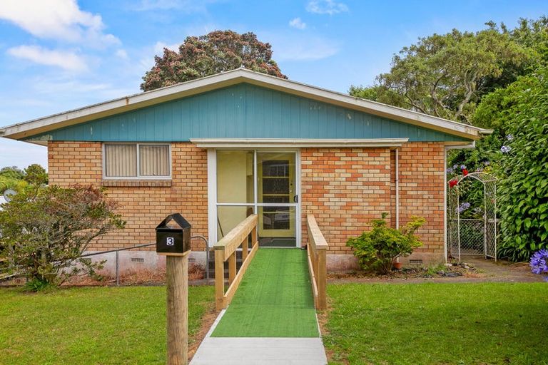 Photo of property in 3 Oawai Place, Marfell, New Plymouth, 4310