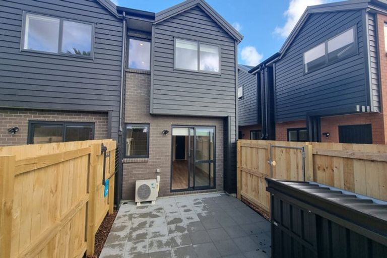 Photo of property in 3/25 Childs Avenue, Pukekohe, 2120