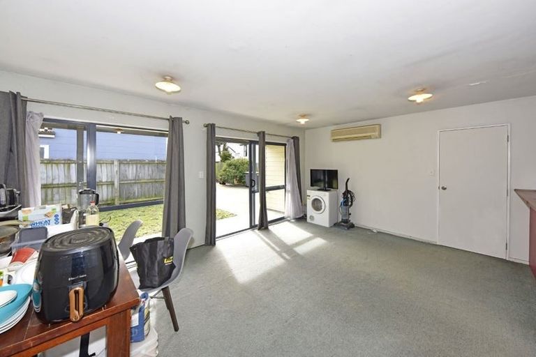 Photo of property in 92 Poulson Street, Addington, Christchurch, 8024