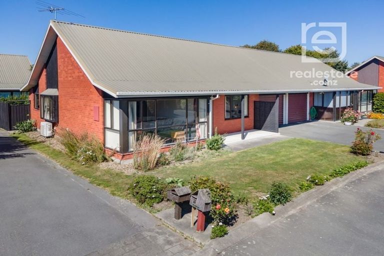Photo of property in Carmichael Courts, 4/14 Wharenui Road, Upper Riccarton, Christchurch, 8041