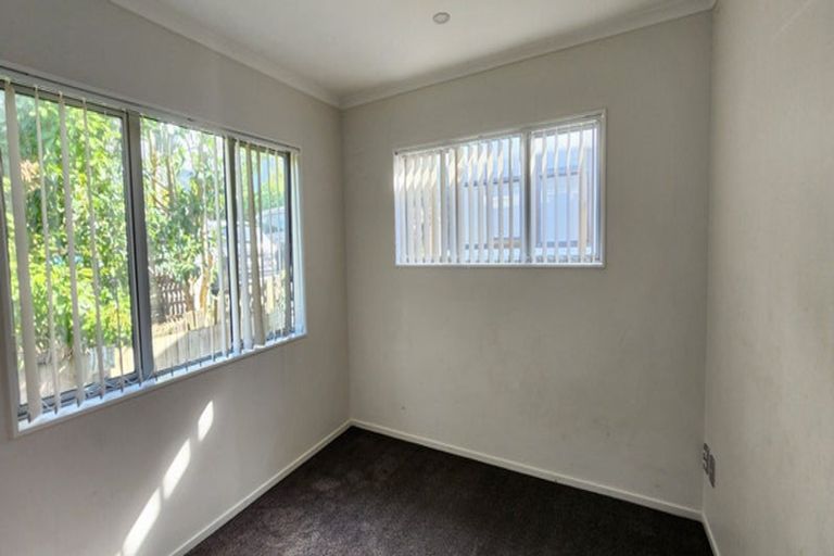 Photo of property in 10a Malte Brun Place, Papatoetoe, Auckland, 2025